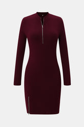 Robe en maille côtelée à quart de zip